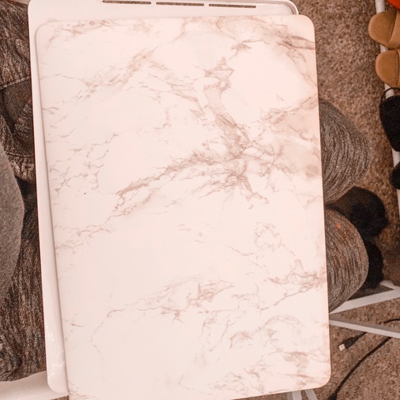 Marble laptop case - Picture 1 of 4